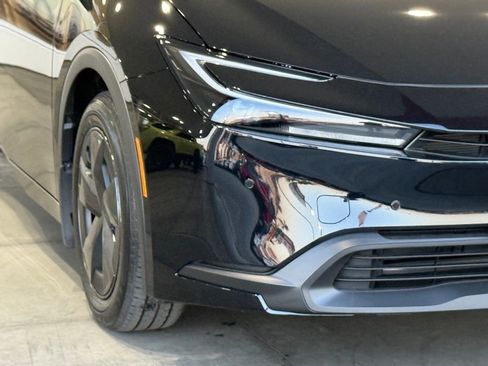 New 2026 Toyota Prius LE image 8