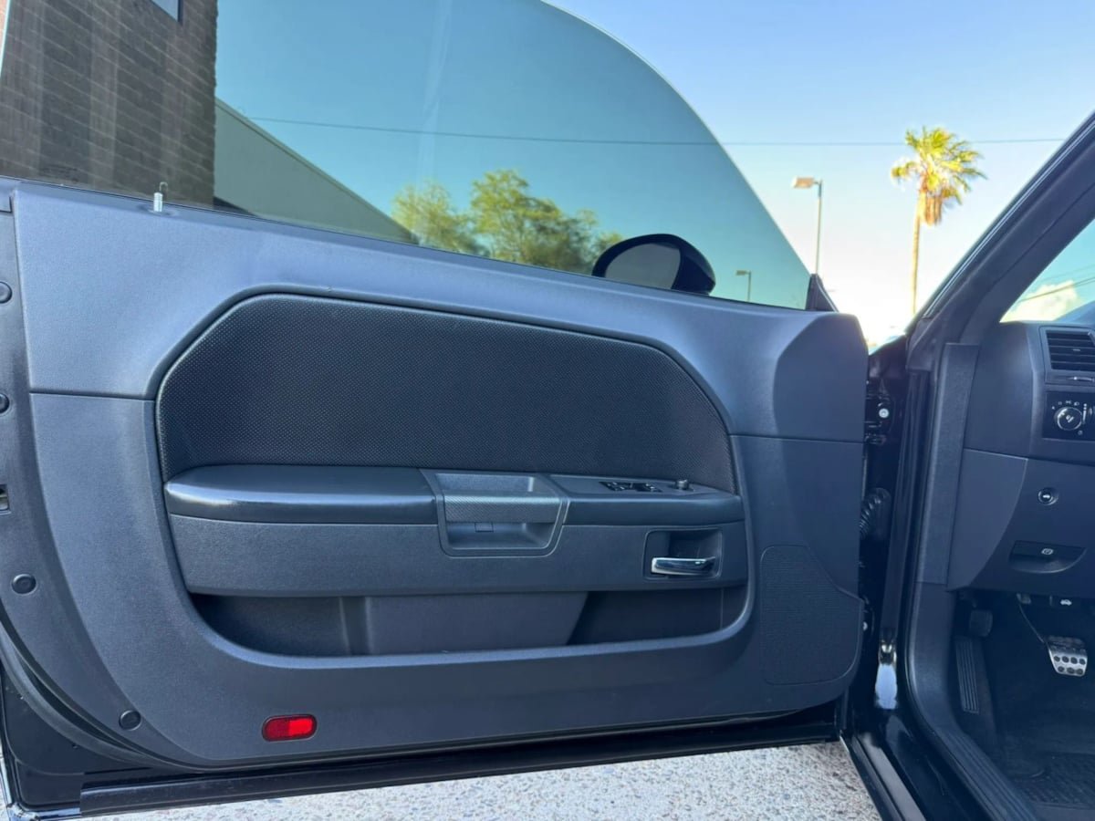 Used 2013 Dodge Challenger R/T RWD image 33