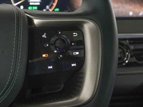 Used 2025 INFINITI QX80 Autograph w/ Autograph Exterior Package image 23