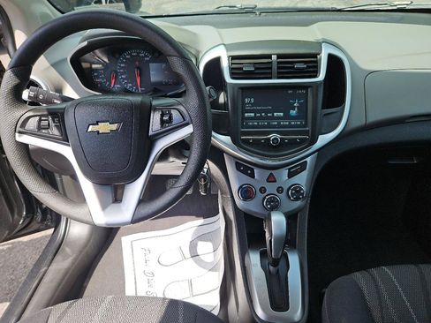 Used 2017 Chevrolet Sonic LT FWD image 22