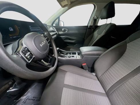 Certified 2025 Kia Sorento LX FWD image 20