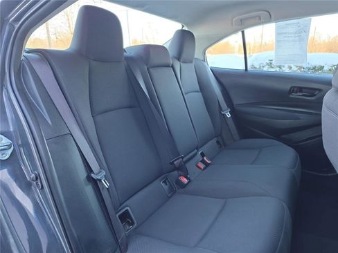 Used 2024 Toyota Corolla LE FWD image 29
