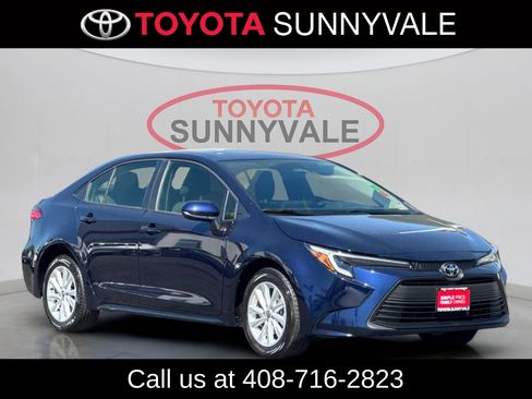 Used 2026 Toyota Corolla LE w/ LE Premium Package image 10