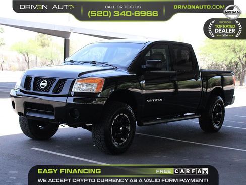 Used 2009 Nissan Titan XE AWD/4WD image 3