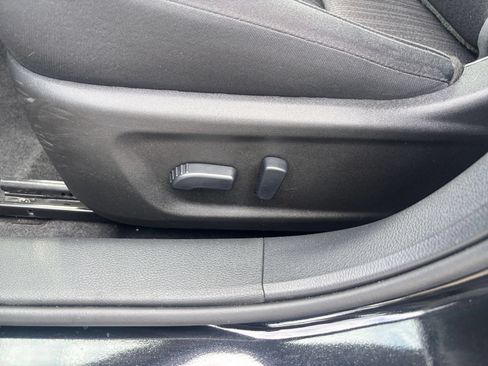 Used 2025 Nissan Altima 2.5 SV FWD image 22