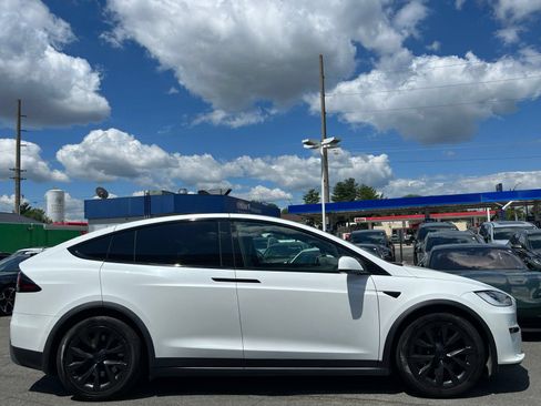Used 2022 Tesla Model X AWD/4WD image 18