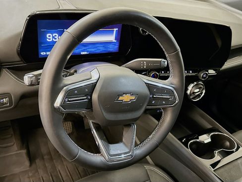 Used 2024 Chevrolet Blazer EV LT image 18