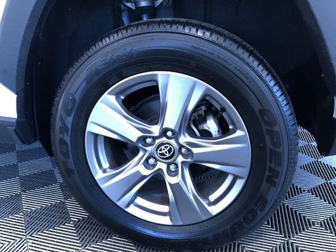 Certified 2025 Toyota RAV4 LE AWD/4WD image 16