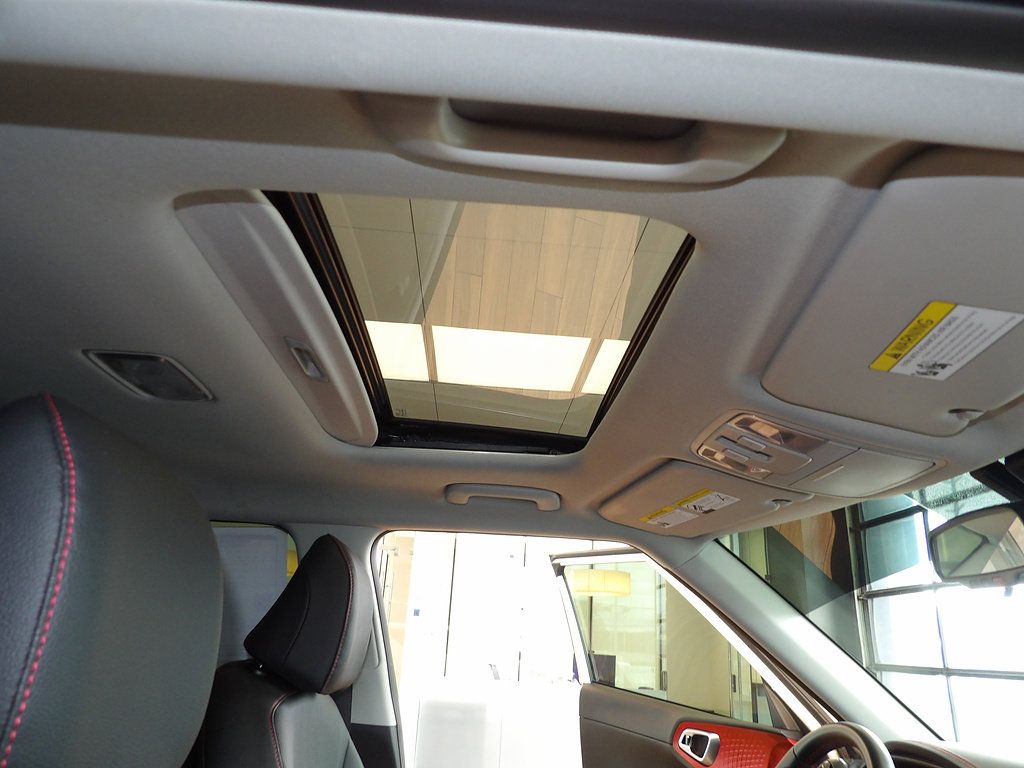 Used 2023 Kia Soul GT-Line FWD image 15