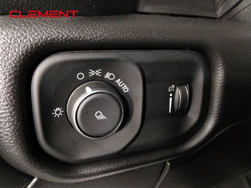 Used 2022 RAM 2500 Tradesman AWD/4WD image 19