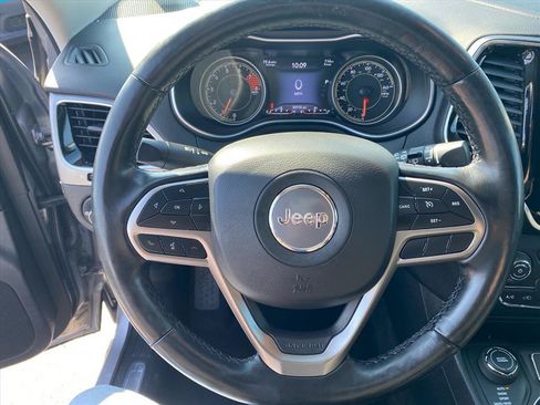 Used 2020 Jeep Cherokee Limited AWD/4WD image 10