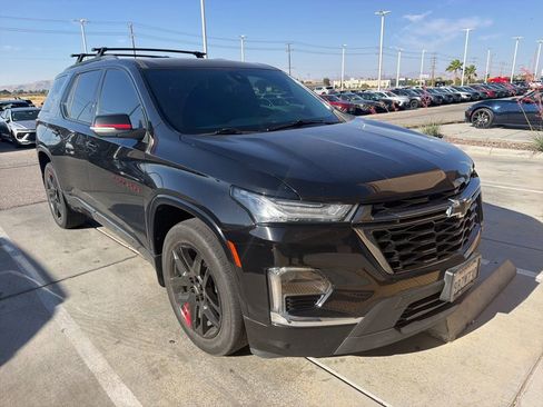 Used 2022 Chevrolet Traverse Premier w/ Redline Edition AWD/4WD image 8