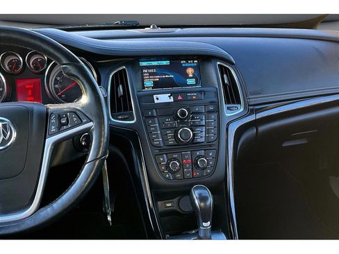 Used 2017 Buick Cascada Premium image 7