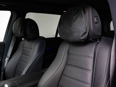 New 2026 Mercedes-Benz GLS 450 4MATIC image 27