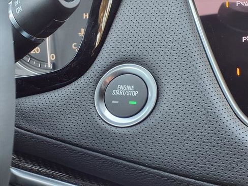 New 2025 Cadillac XT5 Sportv w/ Technology Package image 10