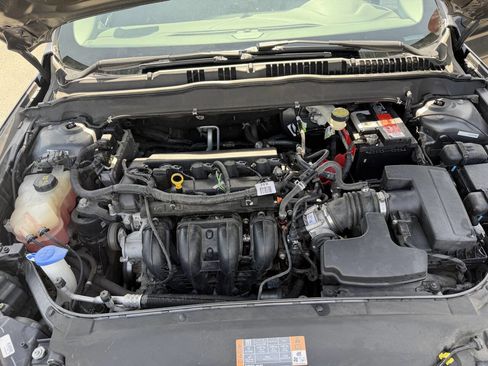 Used 2016 Ford Fusion S image 16