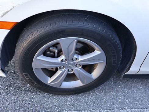 Used 2019 Honda Odyssey EX-L image 4