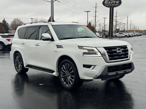 Used 2022 Nissan Armada Platinum AWD/4WD image 3