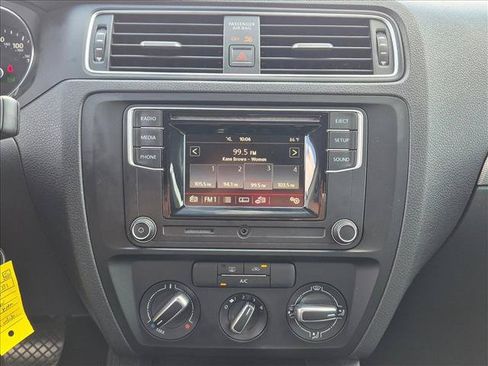 Used 2024 Volkswagen Jetta Sport FWD image 12