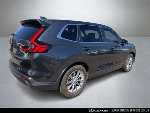 Used 2023 Honda CR-V EX-L image 3
