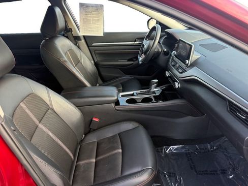 Used 2023 Nissan Altima 2.5 SR image 17