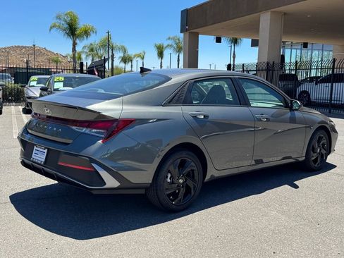 Certified 2026 Hyundai Elantra Sport FWD image 5