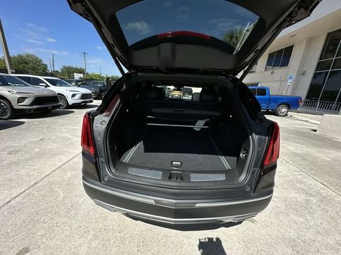 Used 2021 Cadillac XT5 Premium Luxury image 32