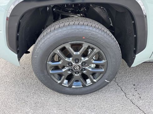 New 2026 Toyota Tundra Platinum image 12