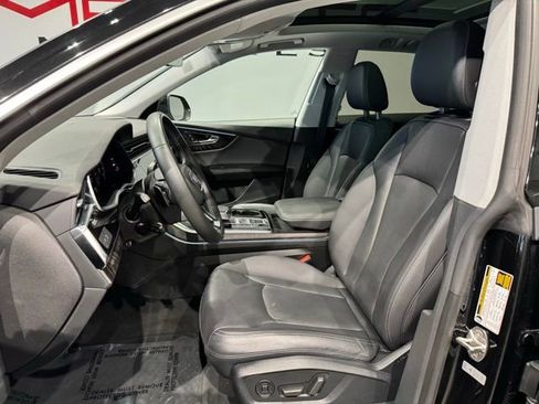 Used 2022 Audi Q8 Premium Plus image 15