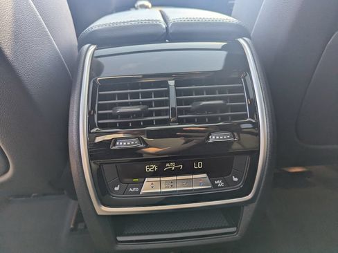Used 2021 BMW X5 xDrive40i w/ Premium Package AWD/4WD image 21
