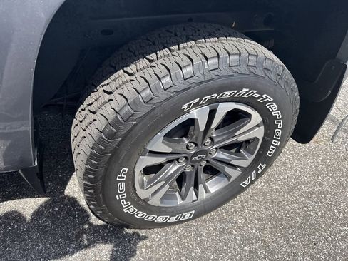 Used 2022 Chevrolet Colorado Z71 image 12