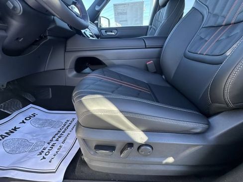 New 2026 Nissan Armada PRO-4X w/ Captain's Chari Seat Package AWD/4WD image 12