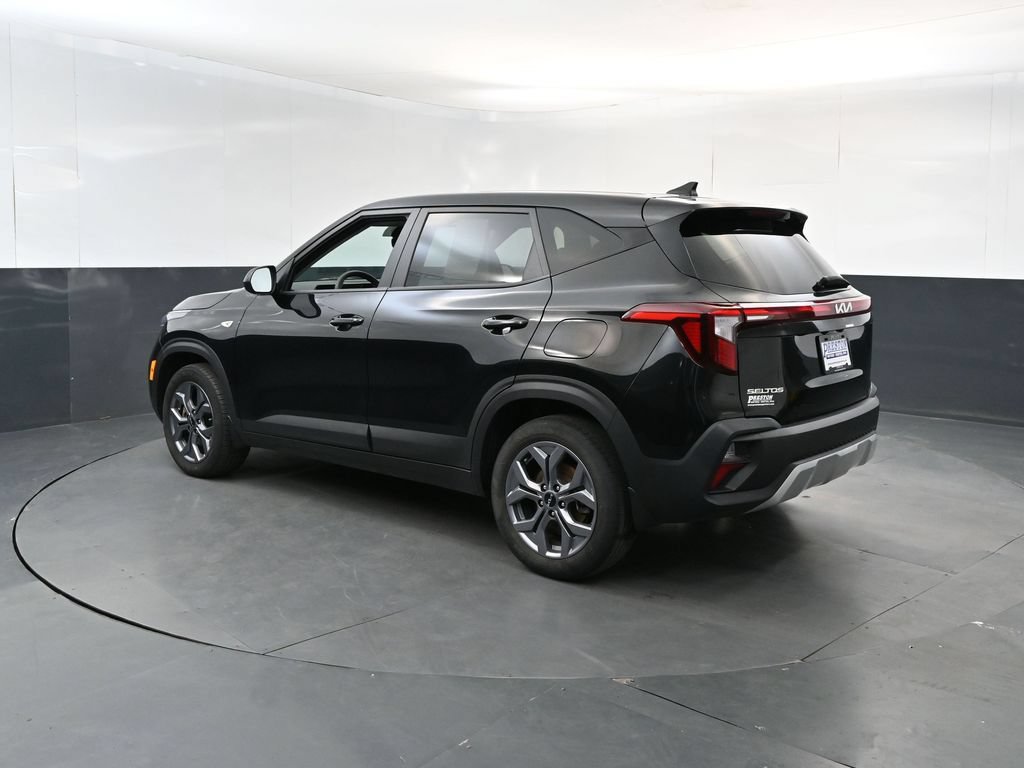 Certified 2024 Kia Seltos LX AWD/4WD image 3
