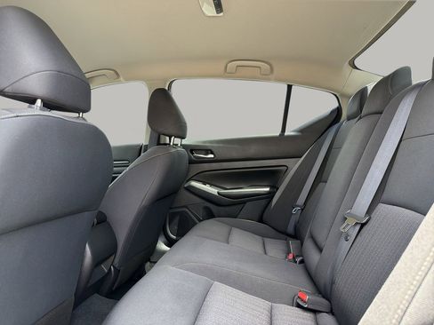 Used 2021 Nissan Altima 2.5 S FWD image 16