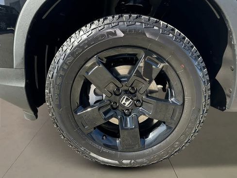 New 2026 Honda Ridgeline Black Edition image 8