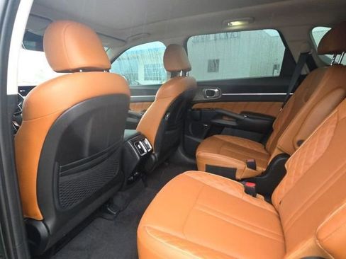 Used 2021 Kia Sorento SX Prestige AWD/4WD image 9