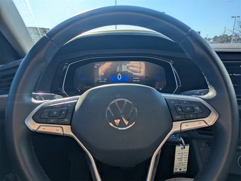 Used 2024 Volkswagen Jetta S image 27