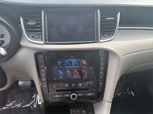 Used 2023 INFINITI QX50 Luxe w/ Accent Package AWD/4WD image 13