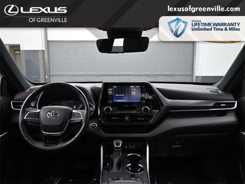 Used 2022 Toyota Highlander XSE image 27
