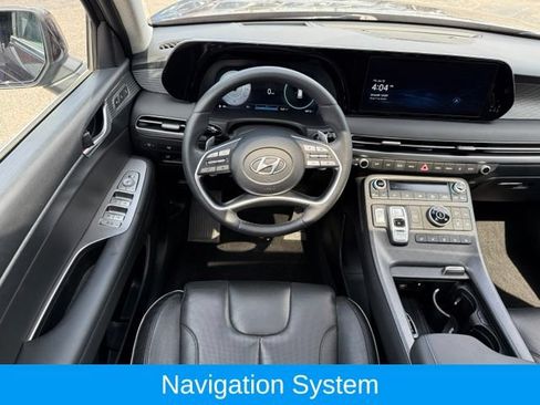 Used 2023 Hyundai Palisade Limited AWD/4WD image 2