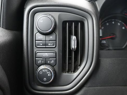 Used 2020 Chevrolet Silverado 1500 Custom w/ Custom Value Package image 24