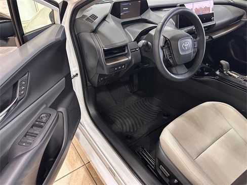 Certified 2025 Toyota Prius Limited image 9