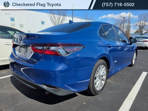 Used 2023 Toyota Camry LE w/ Convenience Package image 6