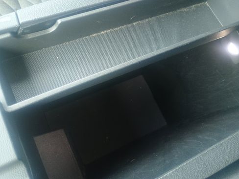 Used 2020 Chevrolet Equinox LT w/ Driver Convenience Package image 30