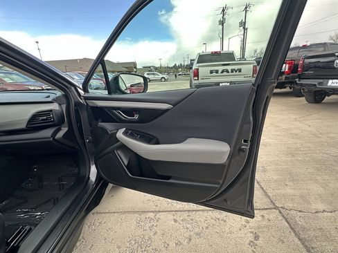 Used 2023 Subaru Outback Premium AWD/4WD image 26