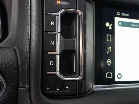 Used 2024 GMC Yukon XL Denali image 20