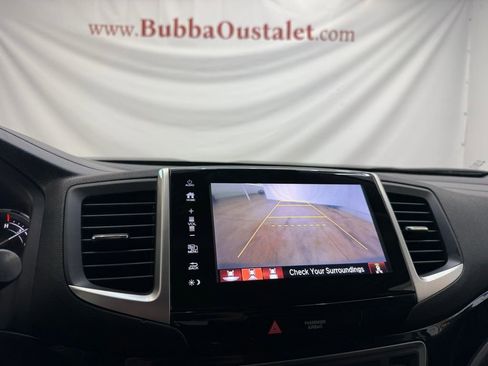 Used 2017 Honda Pilot Elite image 15