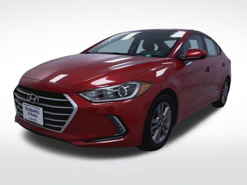 Used 2017 Hyundai Elantra Value Edition FWD image 3