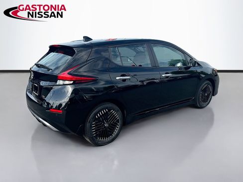 Used 2023 Nissan Leaf SV Plus FWD image 9