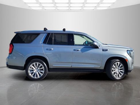 Used 2023 GMC Yukon Denali image 3